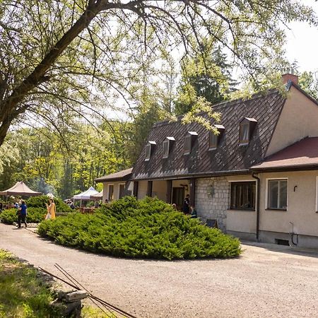 Villa Lovecka Chata Myslivna à Hrusovany nad Jevisovkou Extérieur photo